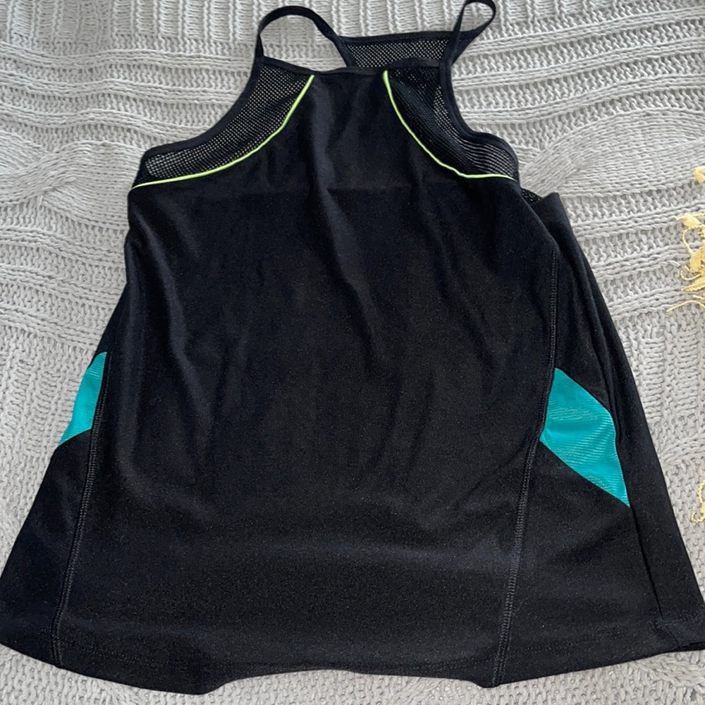 High neck workout shirt